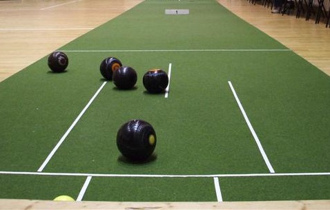 image of short mat bowls being played